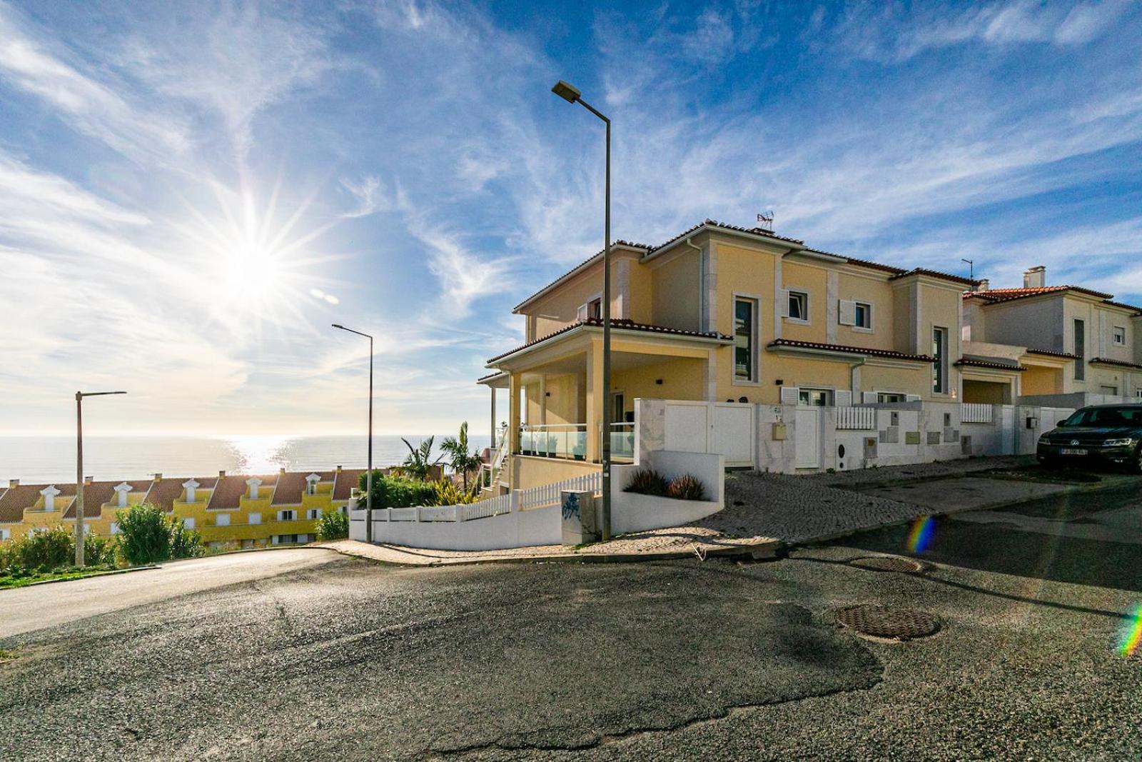 Vibing & Liming Ericeira Ξενοδοχείο Εξωτερικό φωτογραφία