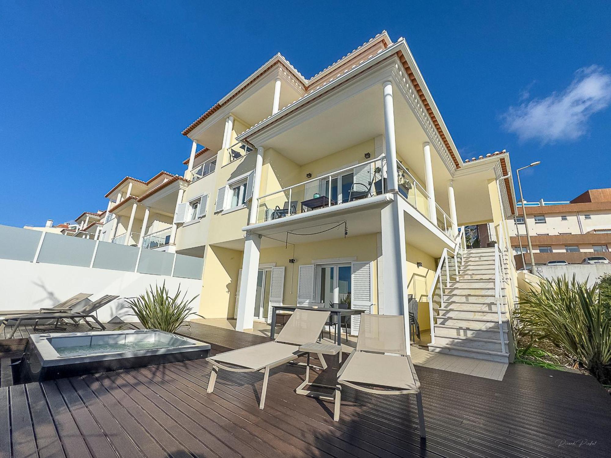 Vibing & Liming Ericeira Ξενοδοχείο Εξωτερικό φωτογραφία