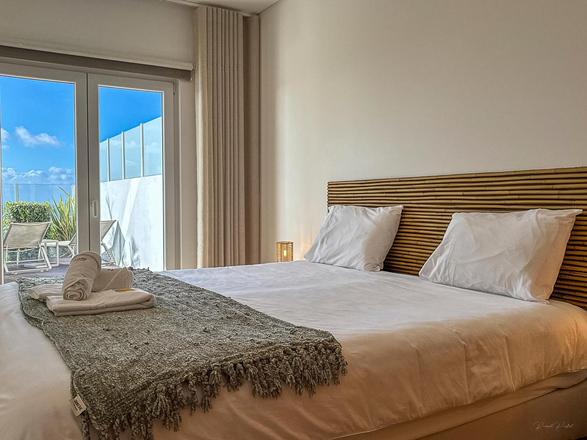 Vibing & Liming Ericeira Ξενοδοχείο Εξωτερικό φωτογραφία